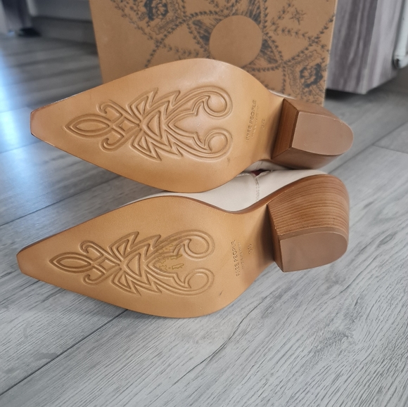 Free People Flash Chelsea Western Boots - Picture 2 of 8
